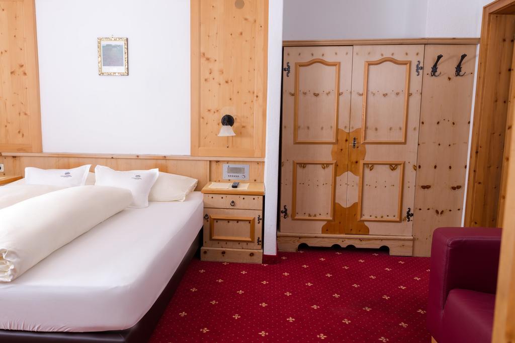 Hotel Tirolerhof Serfaus Eksteriør billede